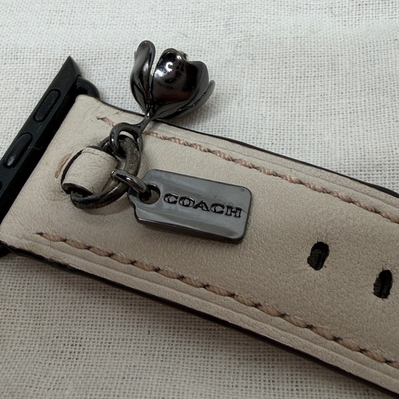 Coach 36MM Leather Apple Watch Strap with Rhinestone Poppy Flower Charm - Picture 2 of 8